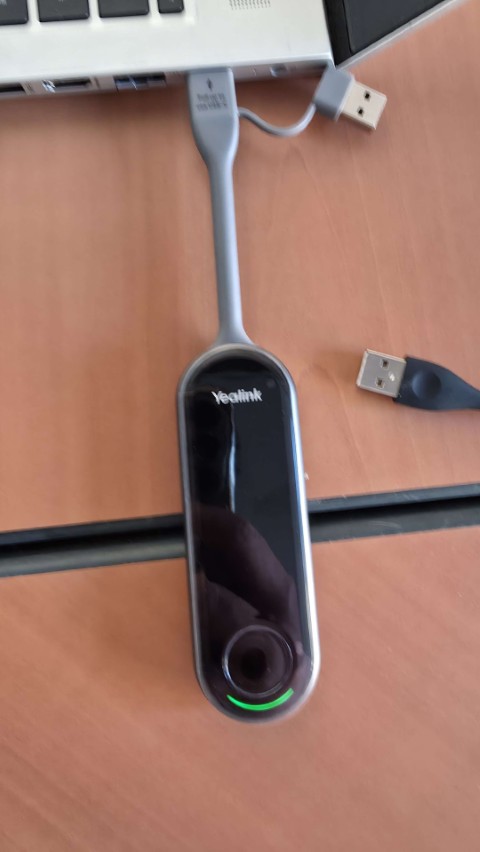 Dongle_branch%C3%A9 Dongle_branché